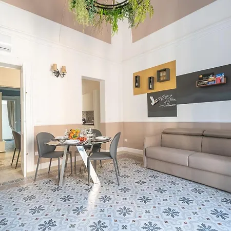 Nitti43 Luxury Apartment Taranto Exterior photo
